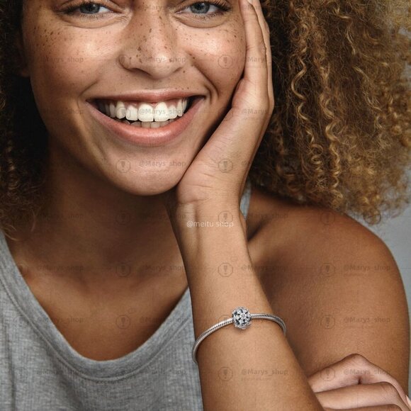 Pandora Sparkling Herbarium Cluster Round Charm|Pendant - Picture 5 of 5